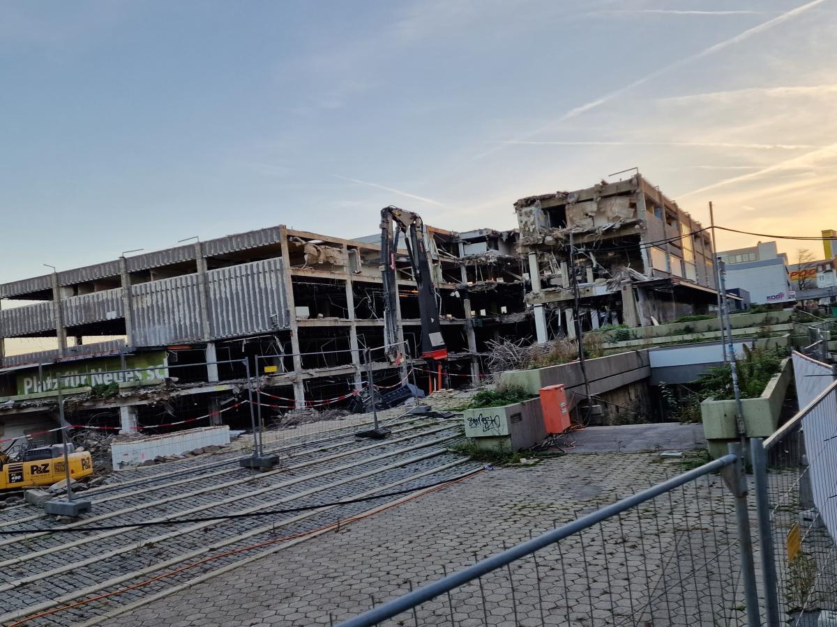 Abriss Karstadt / Schillerplatz