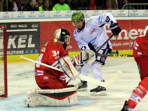 Dan Bakala (DEG) - Chad Costello (ISR)