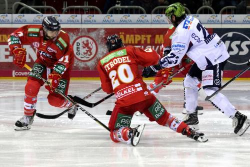 Rob Bordson, Manuel Strodel (DEG) - Sasa Martinovic (ISR)