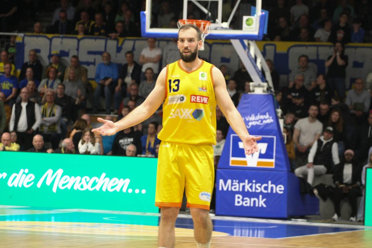Phoenix Hagen - Uni Baskets Paderborn