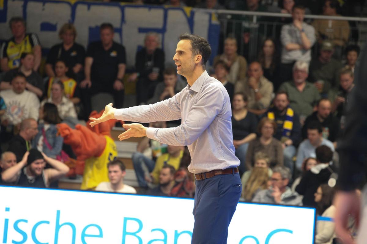 Phoenix Hagen - Uni Baskets Paderborn