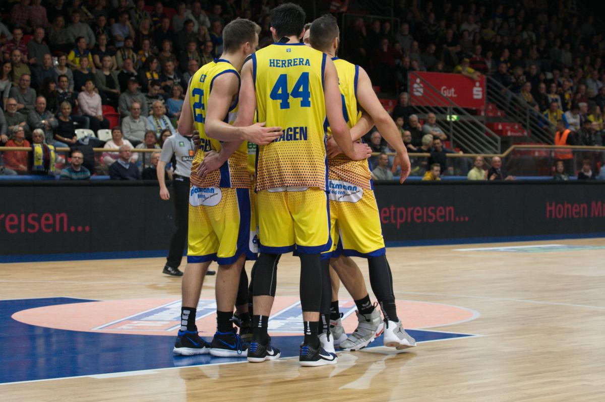 Basketball Pro A Hagen - Uni Baskets Paderborn