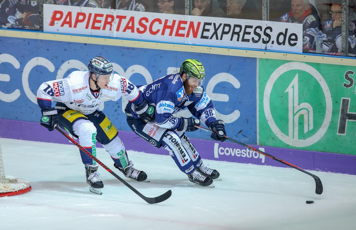 Eishockey, DEL, Iserlohn, Iserlohn Roosters vs. Eisbären Berlin