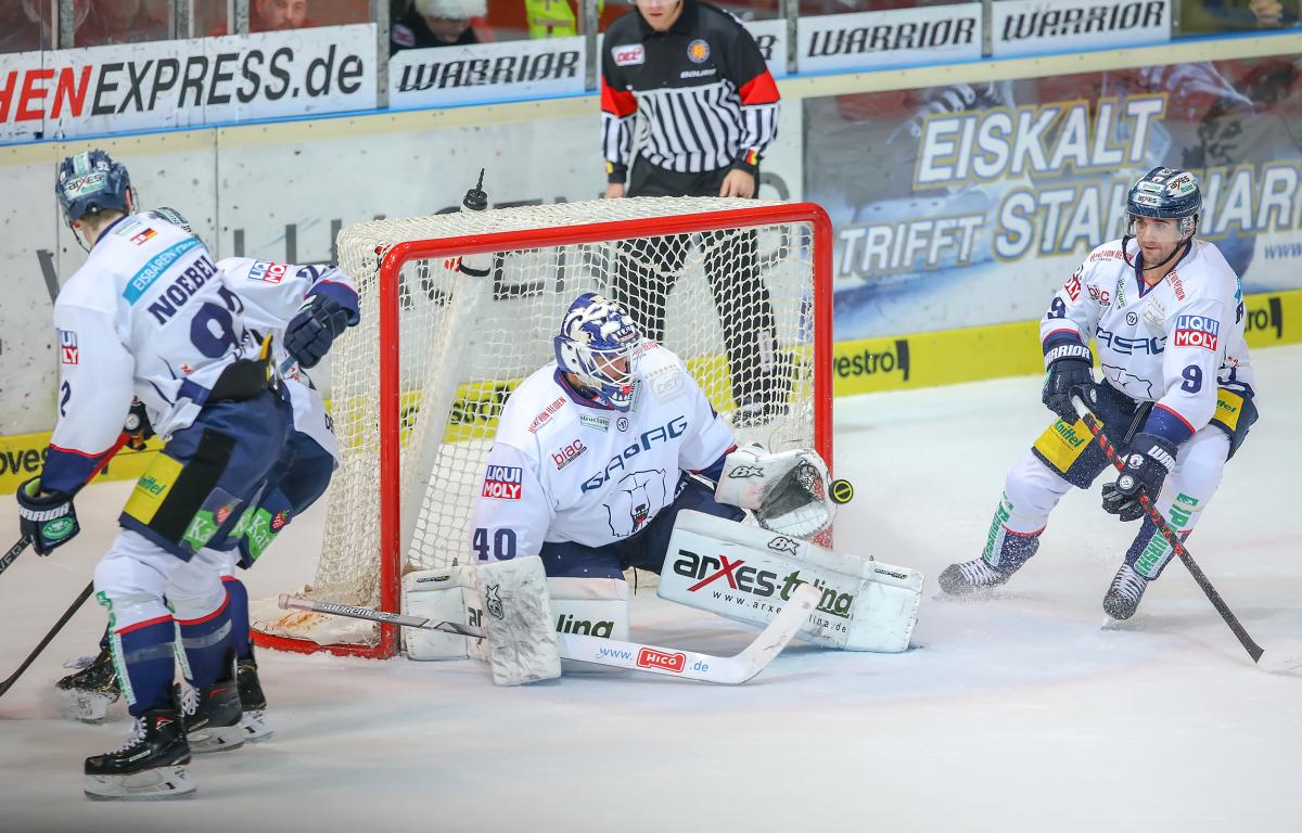 Eishockey, DEL, Iserlohn, Iserlohn Roosters vs. Eisbären Berlin