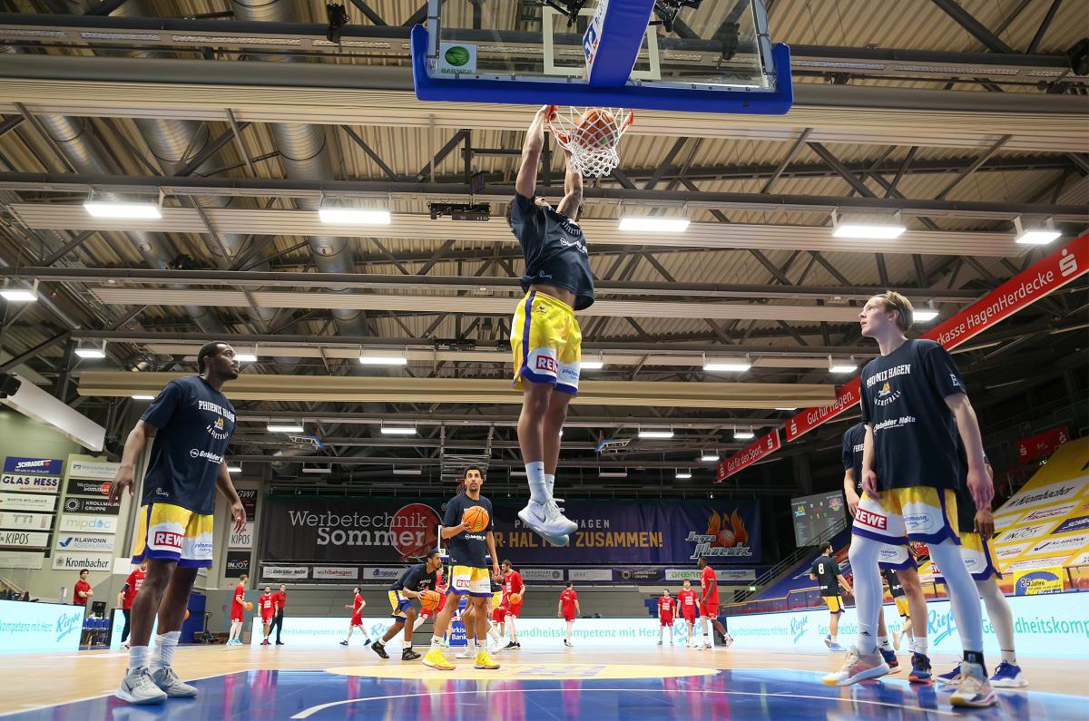 Phoenix Hagen - Bayer Giants Leverkusen