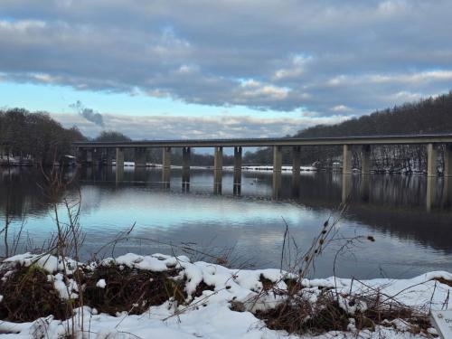 Rund um den winterlichen Seilersee