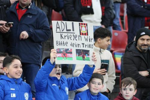 - © Sportfoto-Sale (MK)