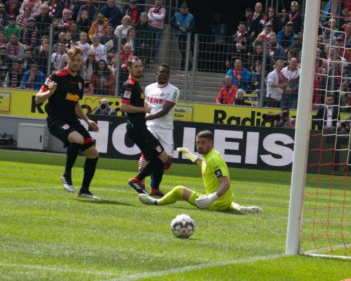 Bundesliga 33. Spieltag: 1. FC Köln - SSV Jahn Regensburg