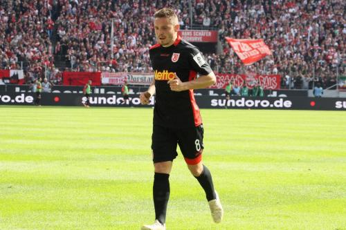 Bundesliga 33. Spieltag: 1. FC Köln - SSV Jahn Regensburg