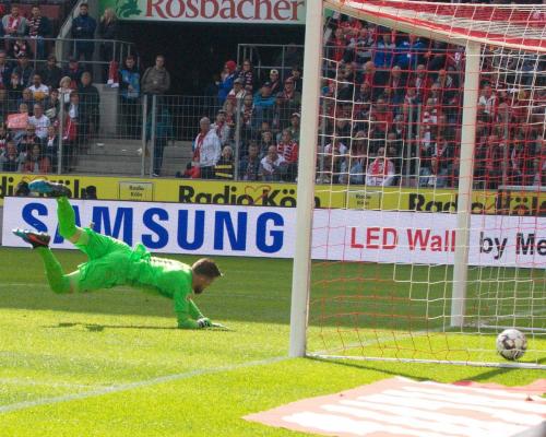 Bundesliga 33. Spieltag: 1. FC Köln - SSV Jahn Regensburg