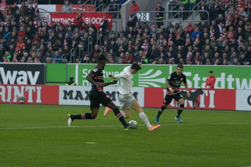 34. Bundesliga Spieltag Fortuna Düsseldorf - FC Bayern München