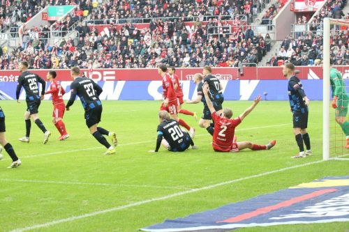 Fortuna Düsseldorf  Saison 25/26 - © Sportfoto-Sale (MK)