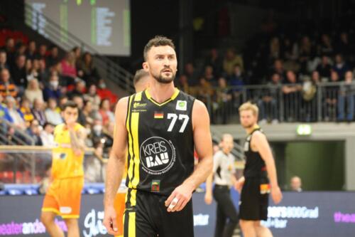 Besnik Bekteshi