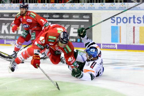 Flugeinlage zwischen Alexandre Picard - Thomas Holzmann - © by EH-Mag. (DR)