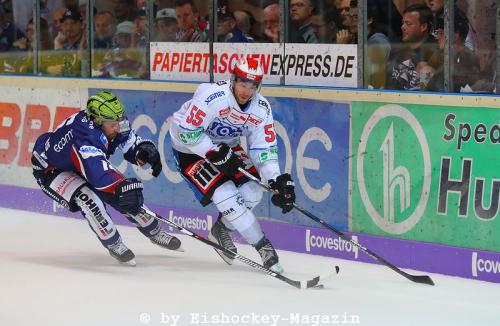 Iserlohn Roosters - Schwenninger Wild Wings 0305