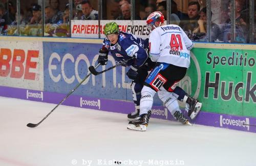 Iserlohn Roosters - Schwenninger Wild Wings 0563